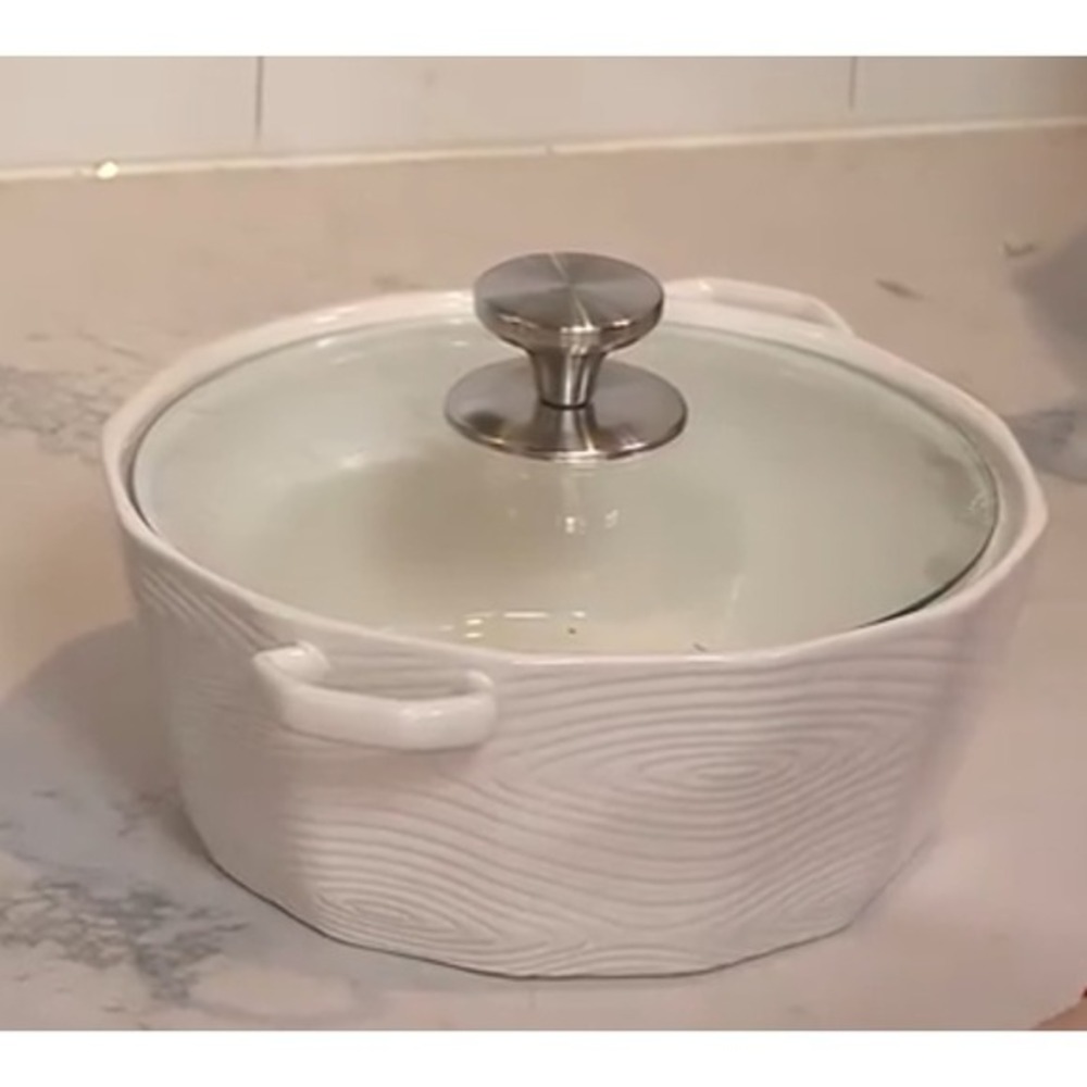 Temp-tations‎ Ovenware Woodland 3-Quart White Ceramic Baker with Glass Lid
